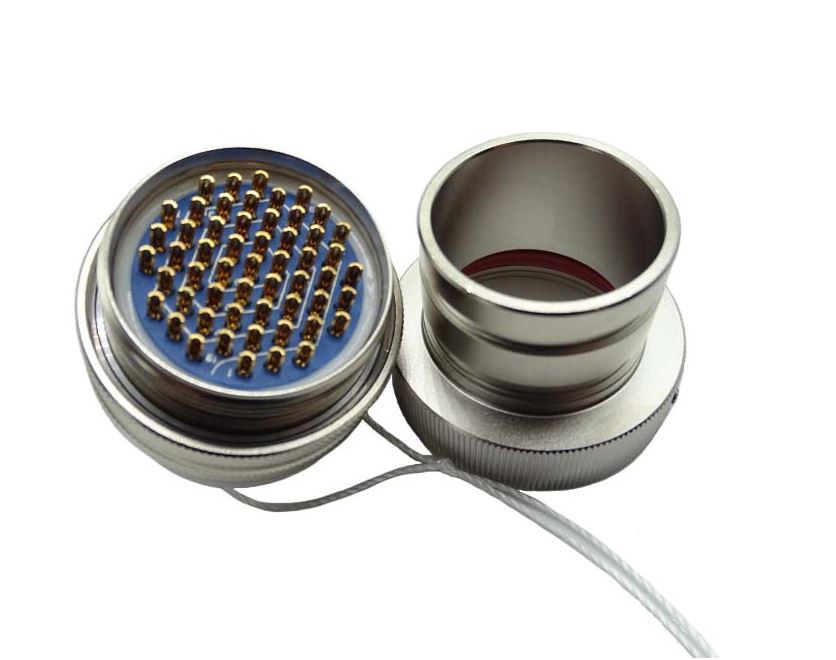 self-locking spring pin connector