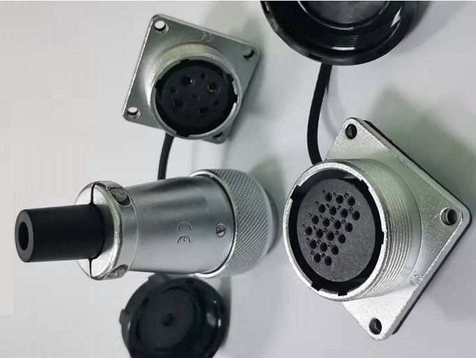 Ceanglóir Bioráin Teagmhála Reatha 20 Bioráin